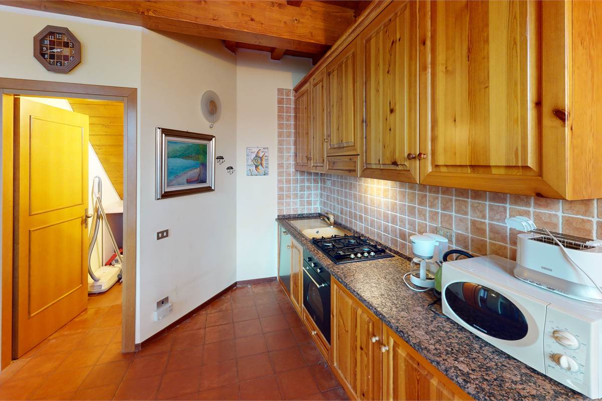 Appartamento su due livelli a San Siro (CO)