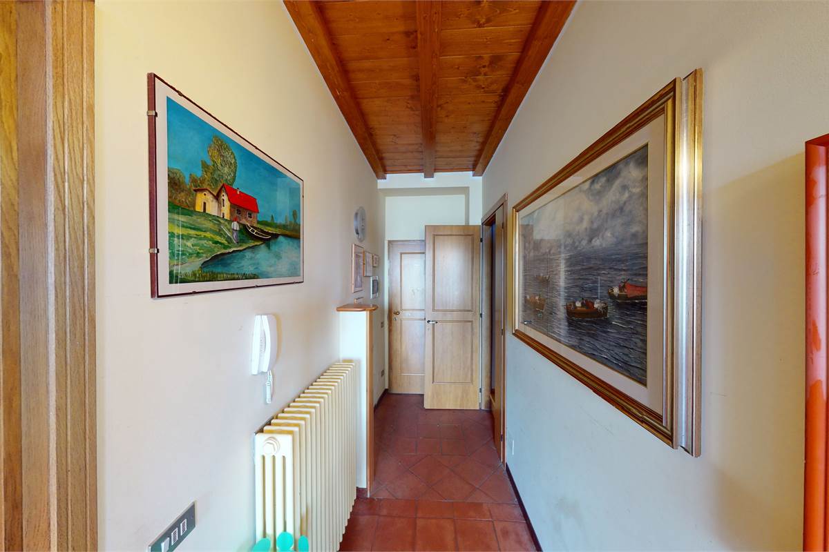 Appartamento su due livelli a San Siro (CO)