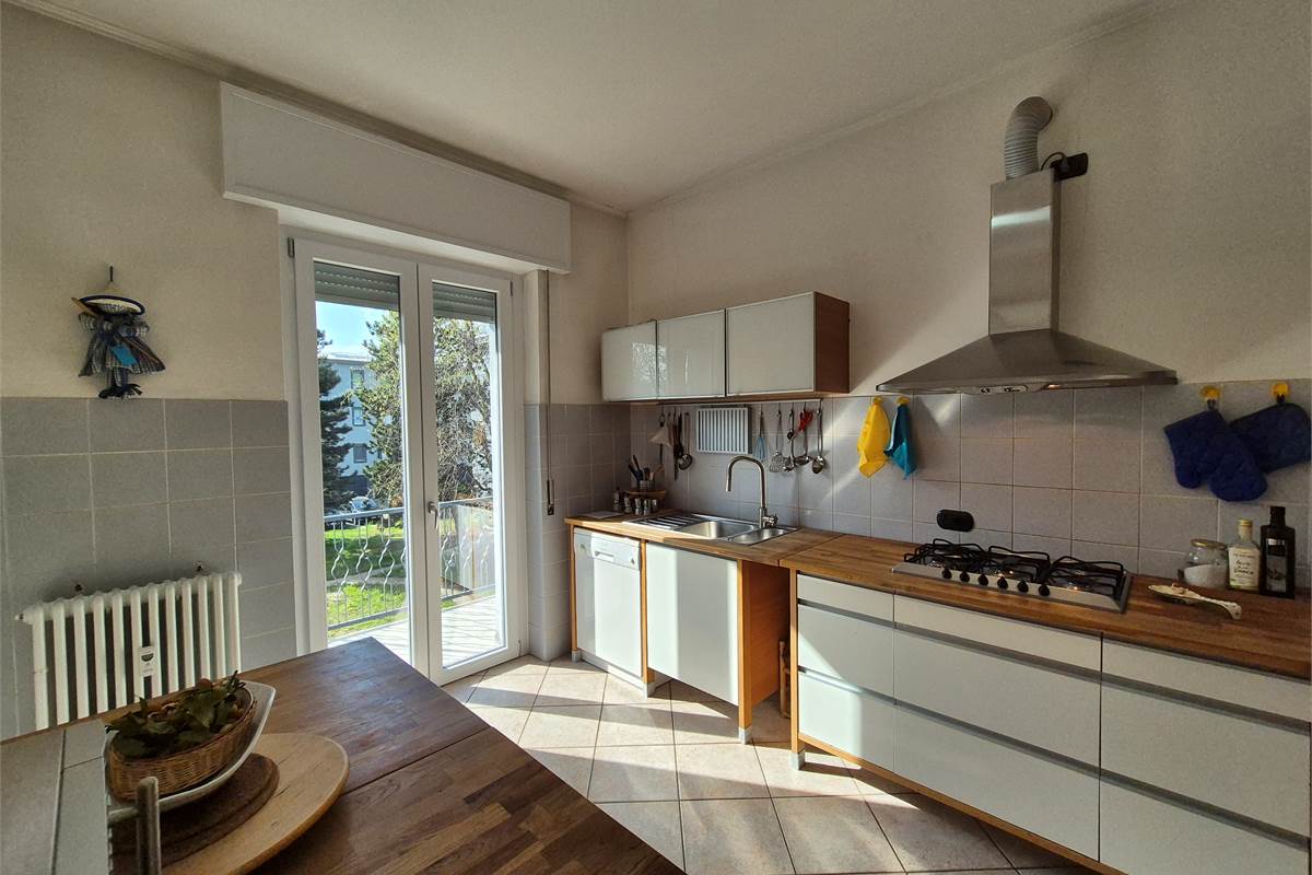 Quadrilocale con box singolo e cantina