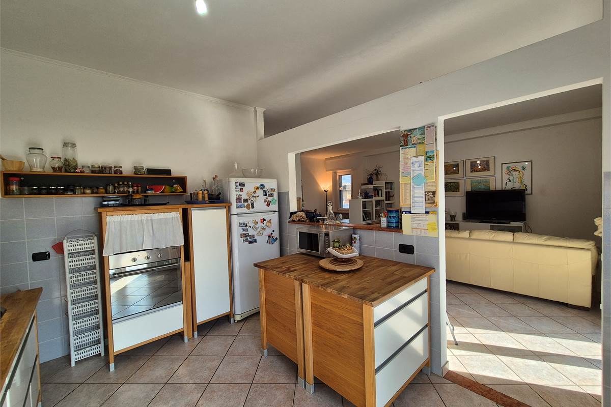 Quadrilocale con box singolo e cantina