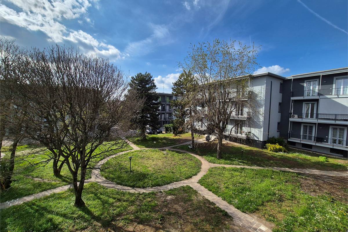 Quadrilocale con box singolo e cantina