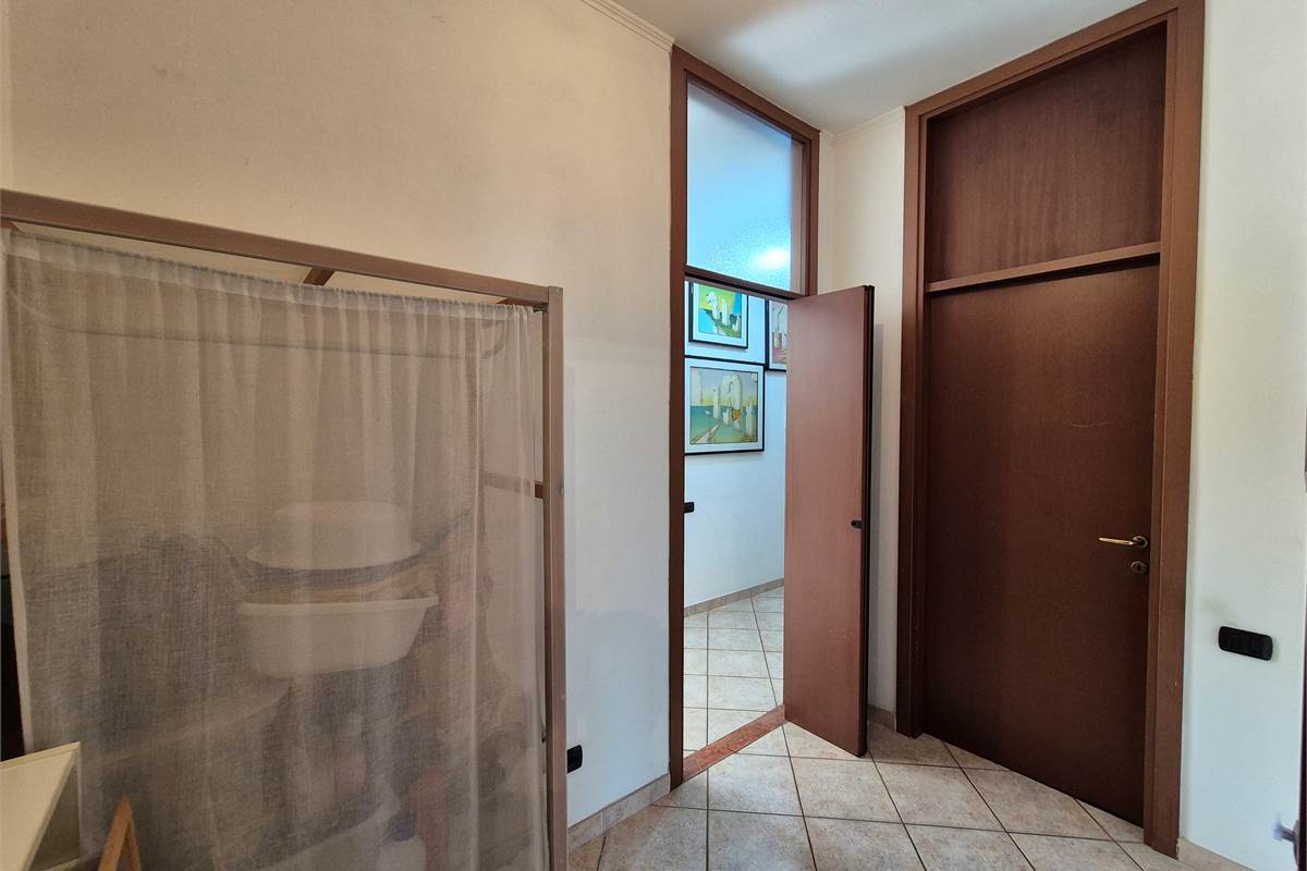 Quadrilocale con box singolo e cantina