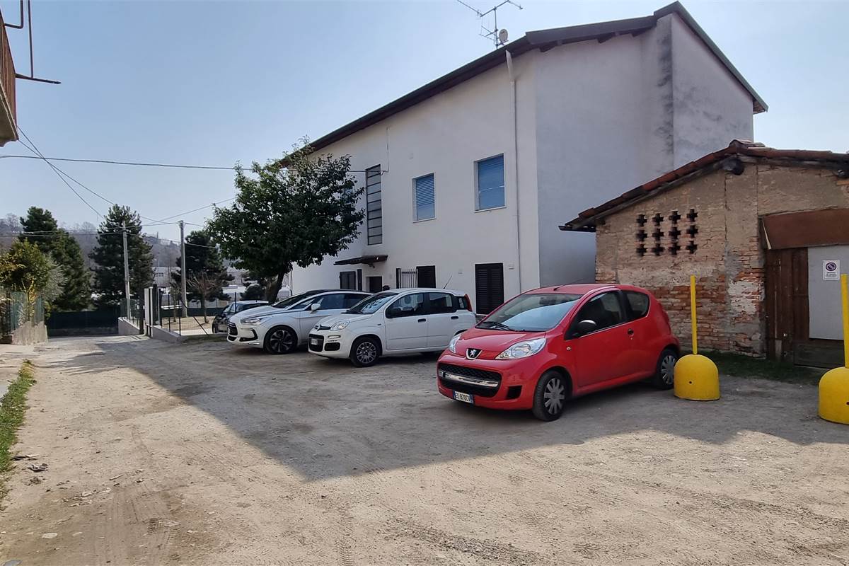 Bilocale arredato ad Albate  