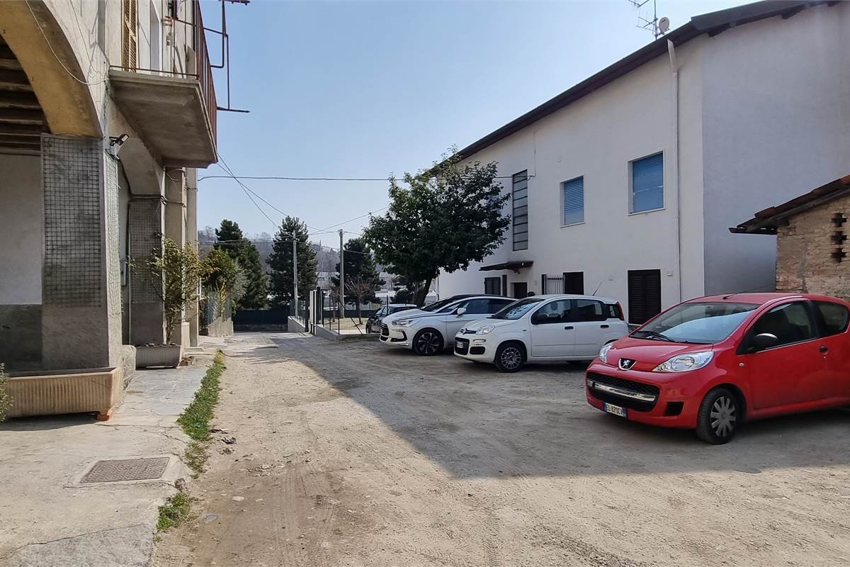Bilocale arredato ad Albate  