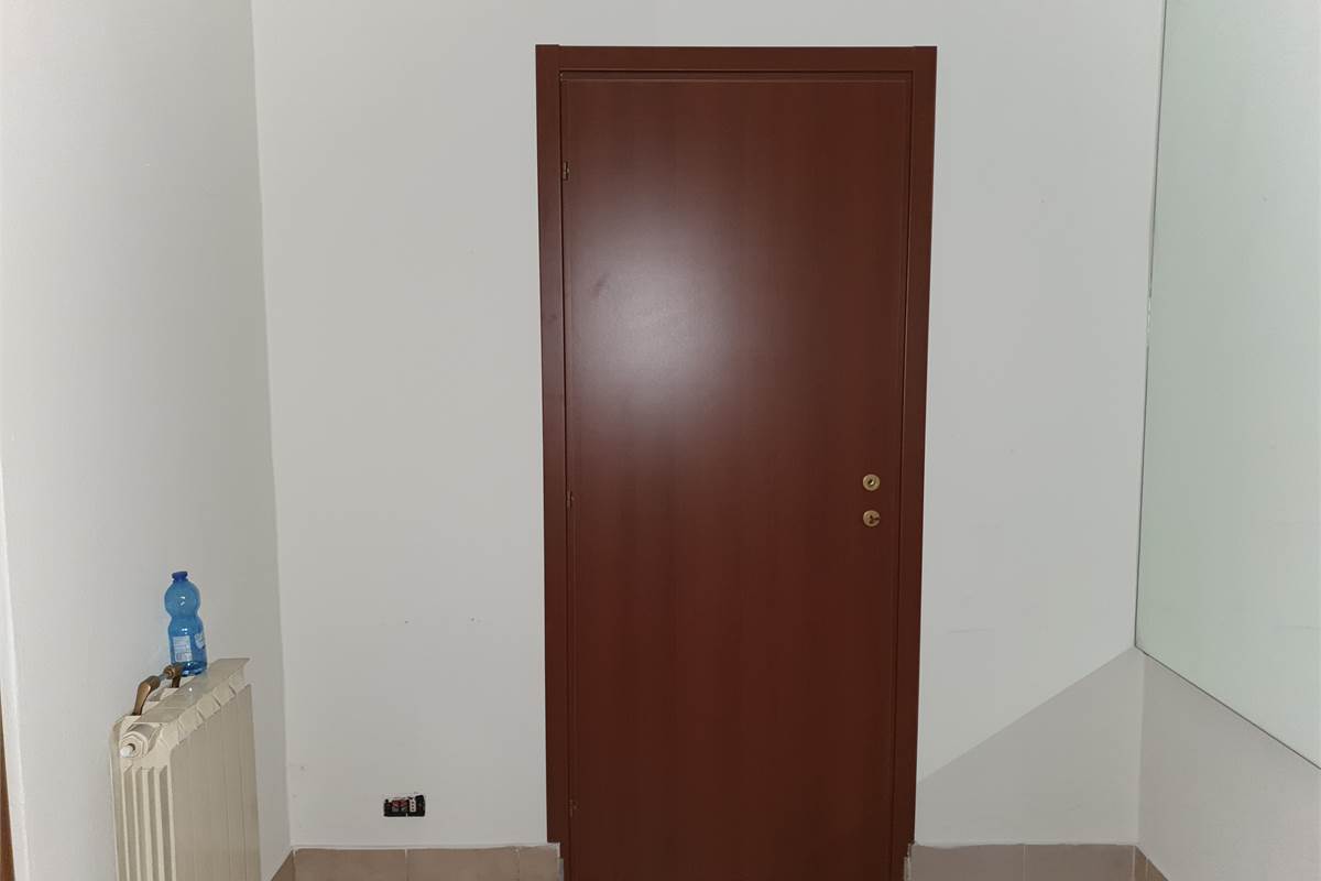 Ufficio a Vertemate con Minoprio (1D)