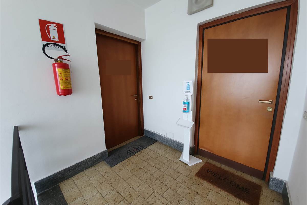 Ufficio a Vertemate con Minoprio (1F)