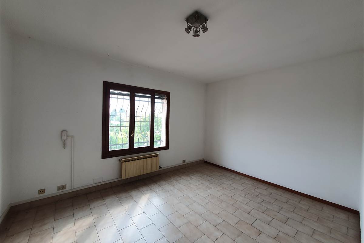 Ufficio a Vertemate con Minoprio (1C)