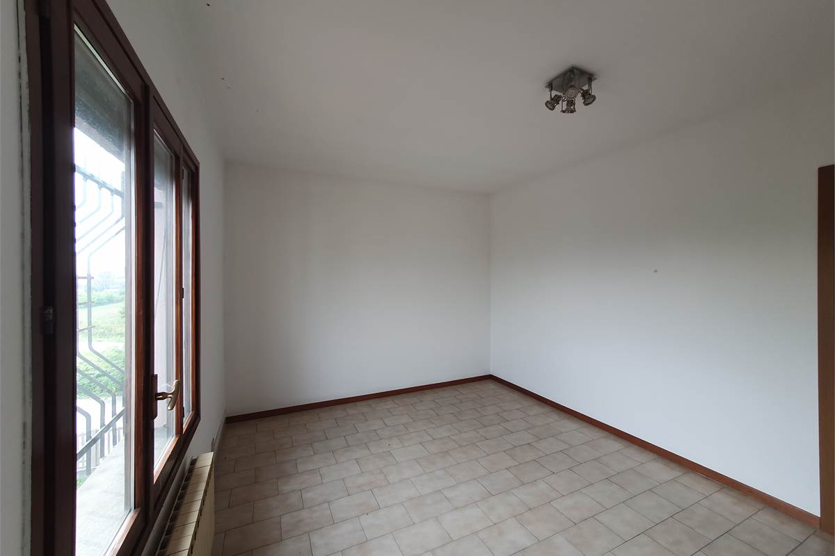 Ufficio a Vertemate con Minoprio (1C)