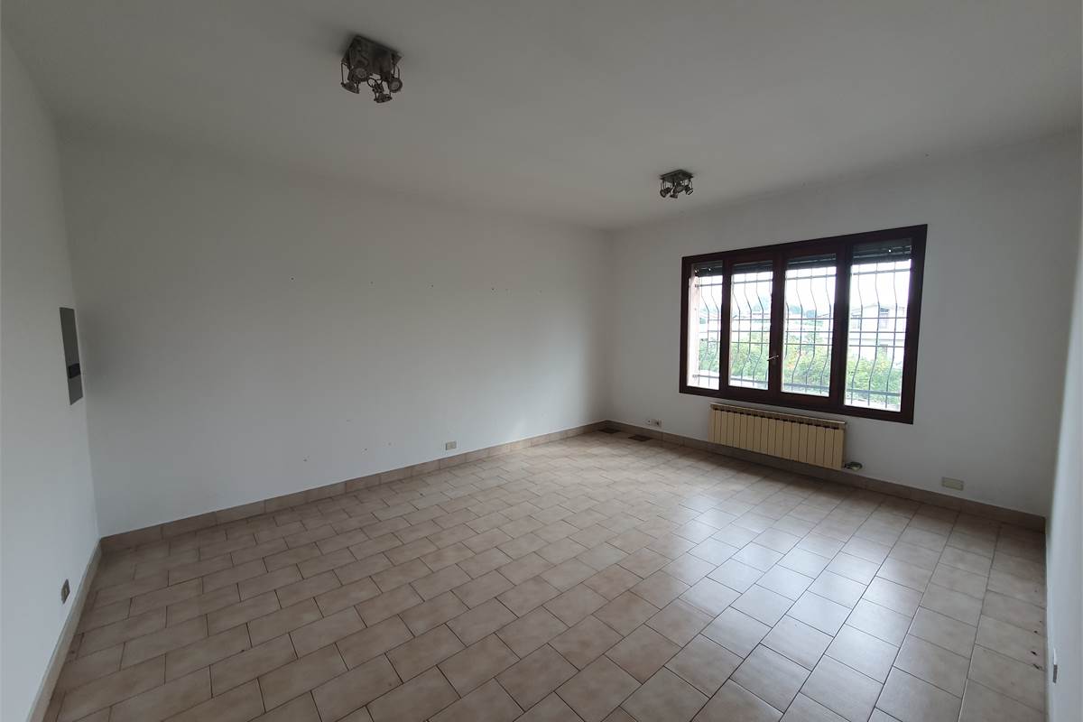 Ufficio a Vertemate con Minoprio (1C)