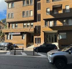 AFFITTASI - VIALE MASIA, COMO