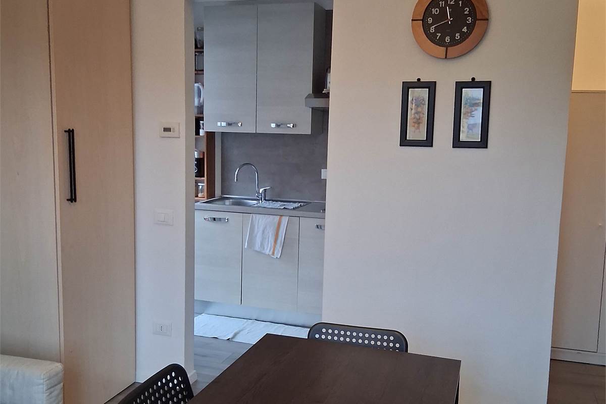 Cantù vendita trilocale con box