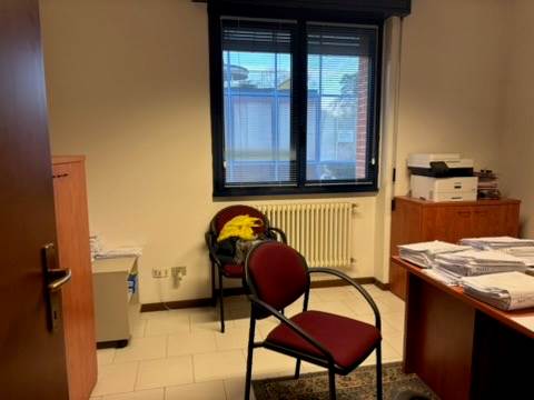 FINO MORNASCO VENDITA UFFICIO + TERRAZZO
