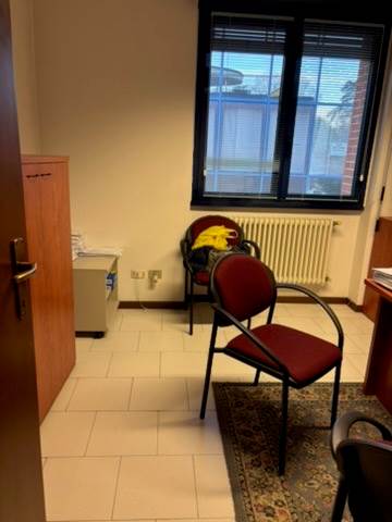 FINO MORNASCO VENDITA UFFICIO + TERRAZZO