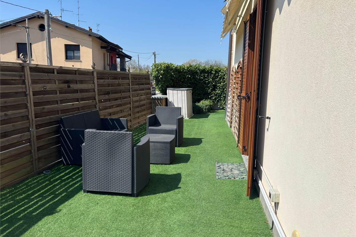 FINO MORNASCO VENDITA VILLA UNIFAMILIARE CON BOX 