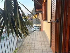 FINO MORNASCO VENDITA VILLA UNIFAMILIARE CON BOX 