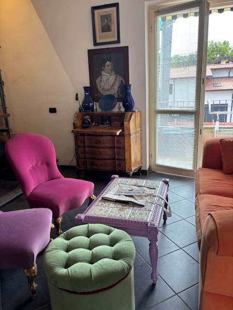 VILLA GUARDIA - Loc. Maccio -DUPLEX