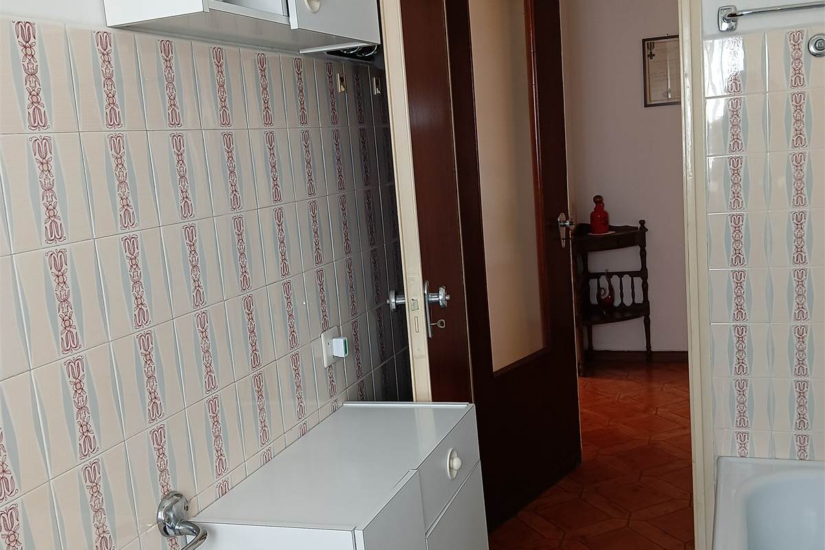 MASLIANICO - AMPIO APPARTAMENTO CON BOX