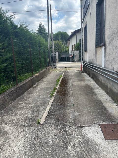 APPIANO GENTILE   3 LOCALI CON TERRAZZO