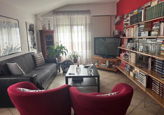 APPIANO GENTILE   3 LOCALI CON TERRAZZO