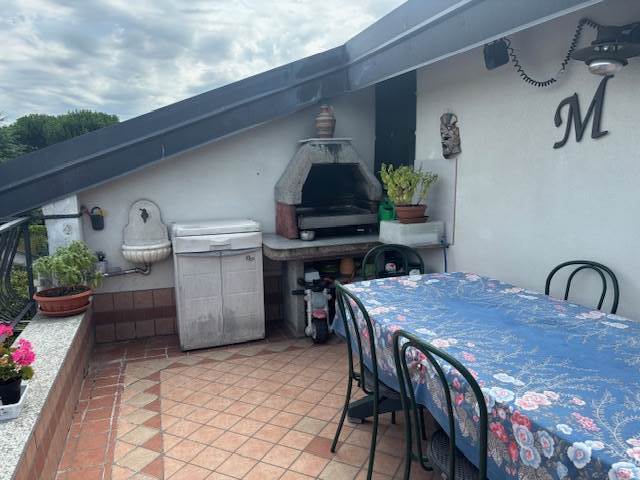 APPIANO GENTILE   3 LOCALI CON TERRAZZO