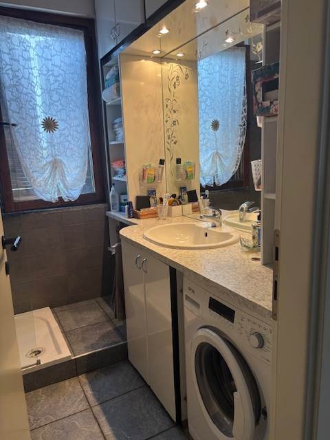 APPIANO GENTILE   3 LOCALI CON TERRAZZO