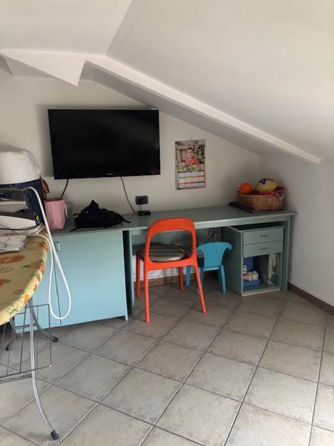 APPIANO GENTILE   3 LOCALI CON TERRAZZO