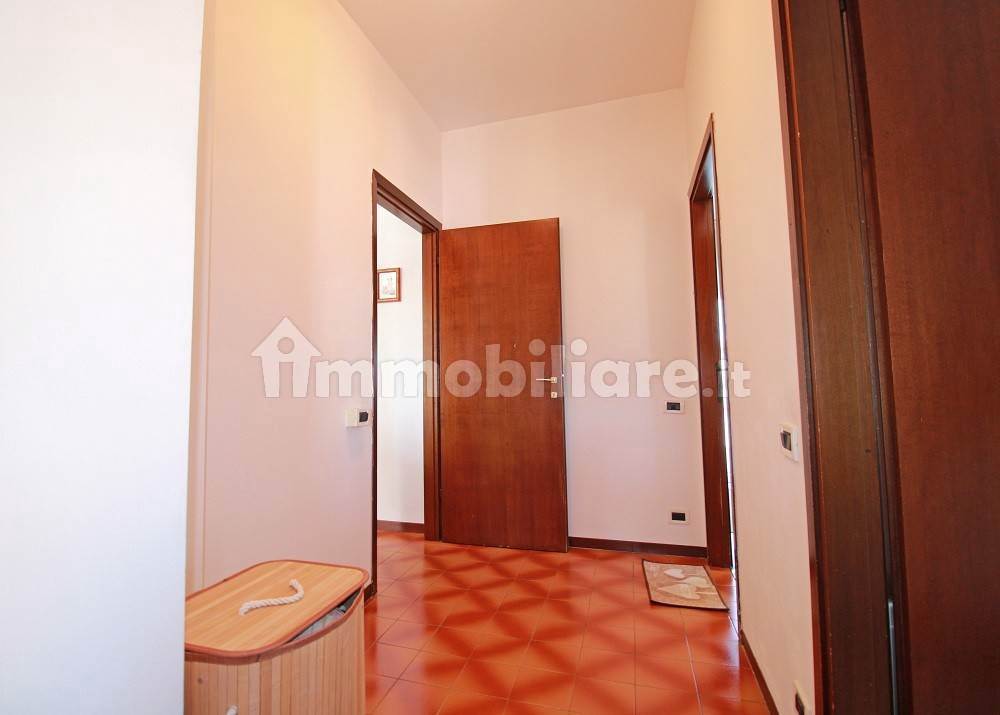 VENIANO -ZONA CENTRALE