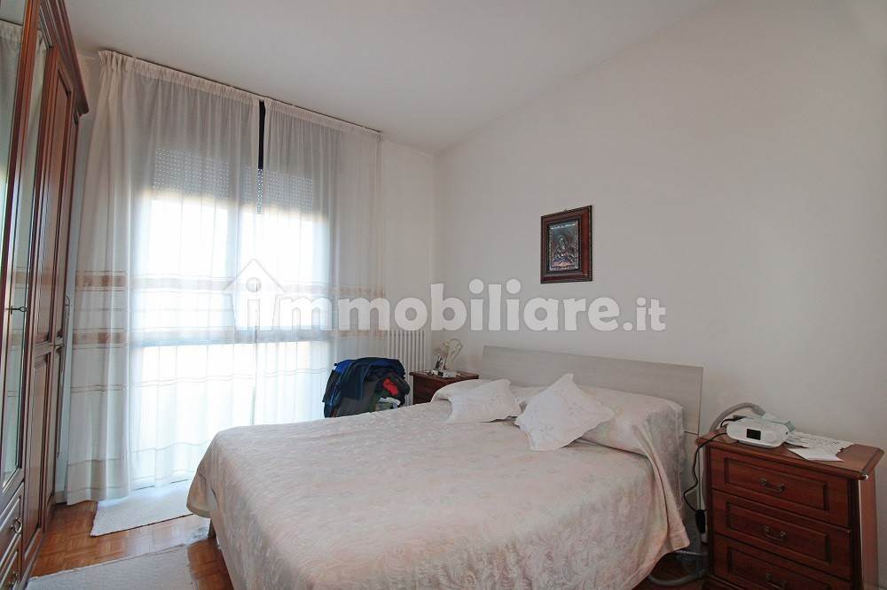 VENIANO -ZONA CENTRALE