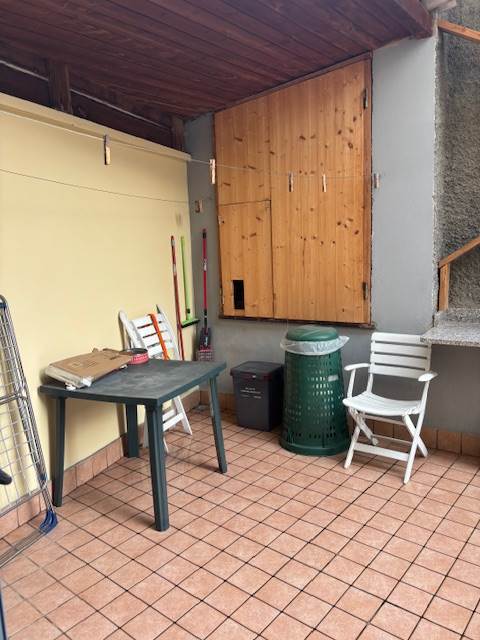 FINO MORNASCO VENDITA 3 LOCALI CON TERRAZZO