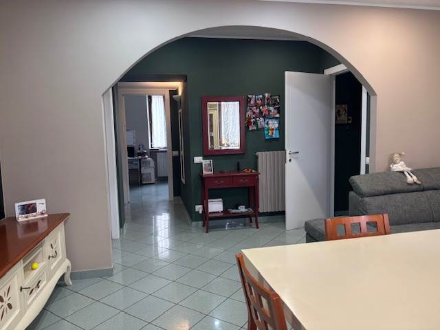 FINO MORNASCO VENDITA 3 LOCALI CON TERRAZZO