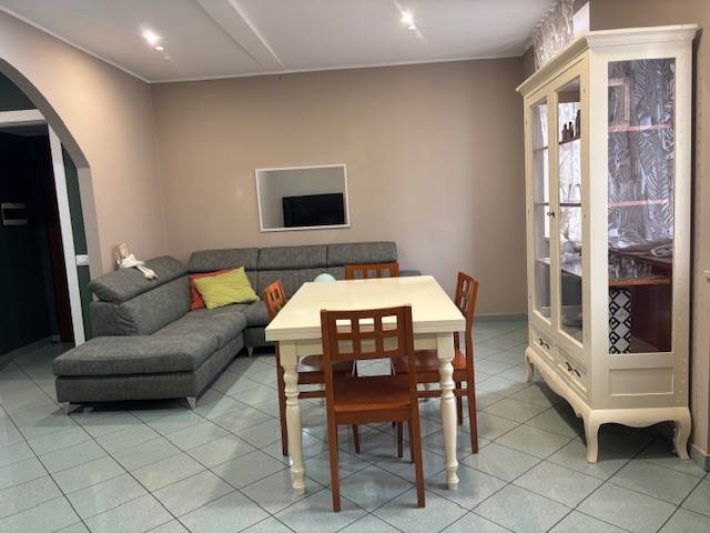 FINO MORNASCO VENDITA 3 LOCALI CON TERRAZZO