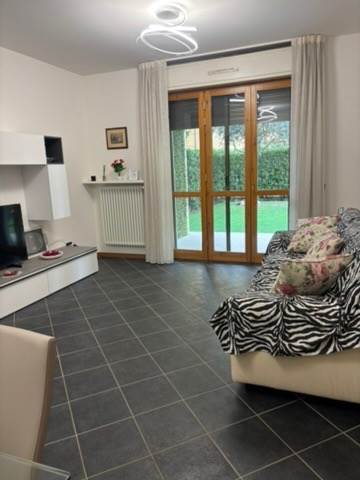 CANTU'- TRILOCALE CON GIARDINO