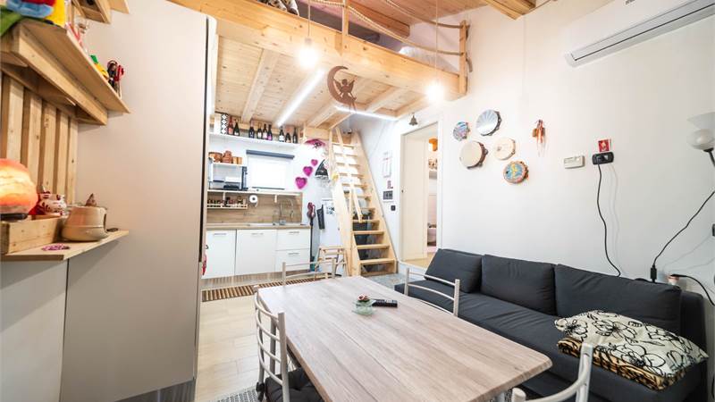 Fino Mornasco vendesi PORZIONE DI CASA