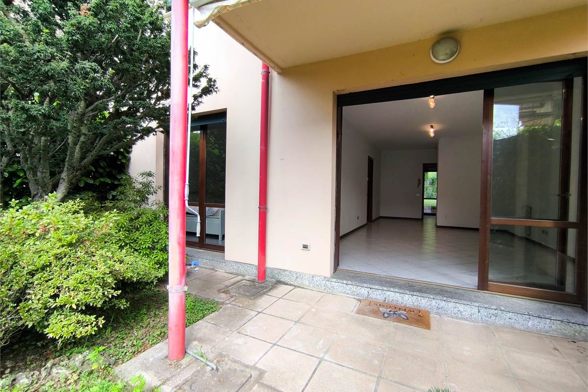 portico