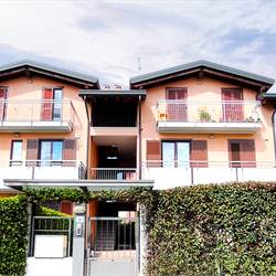 3 locali immerso nel verde