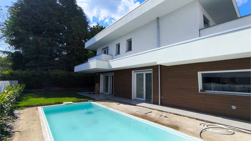 Villa Singola con piscina Vic. Appiano