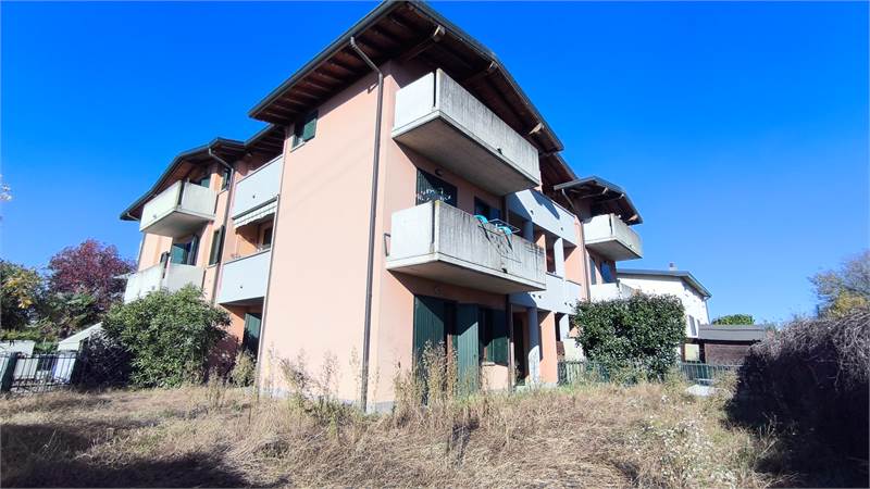 Trilocale con giardino privato