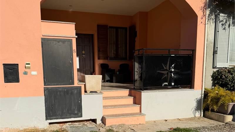 Bilocale con posti auto