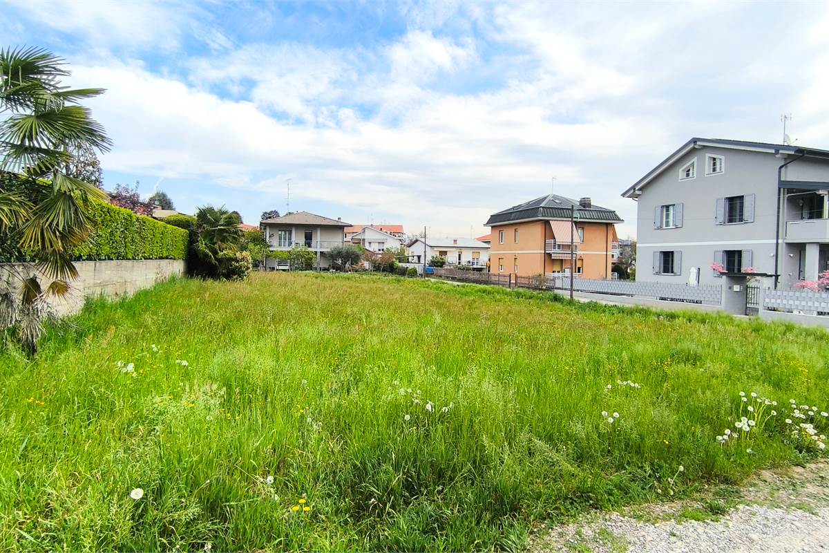 Terreno Edificabile In Vendita a 