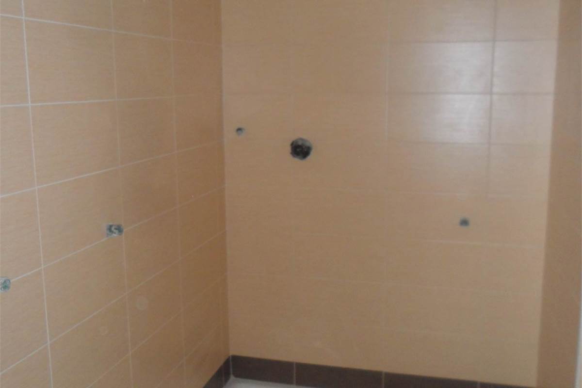 3 locali In Vendita a Cantù