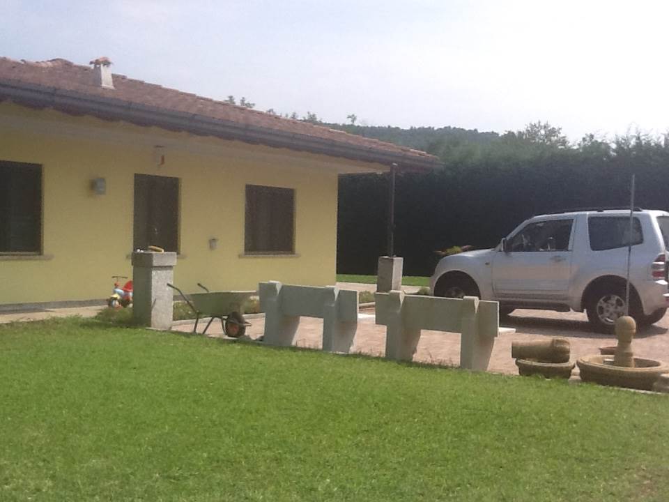 Villa In Vendita a Ronago