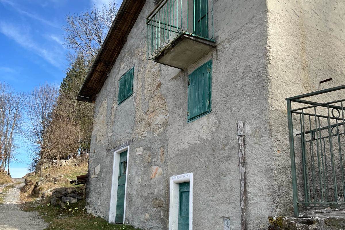 Schignano Località Ruvel