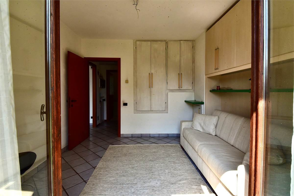 Villa In Vendita a Montorfano