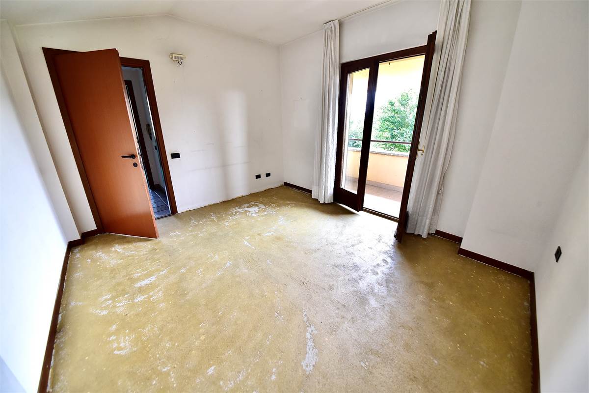 Villa In Vendita a Montorfano