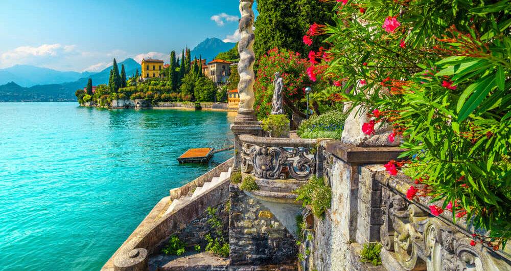 Hotel fronte lago primo bacino, con ristorante.