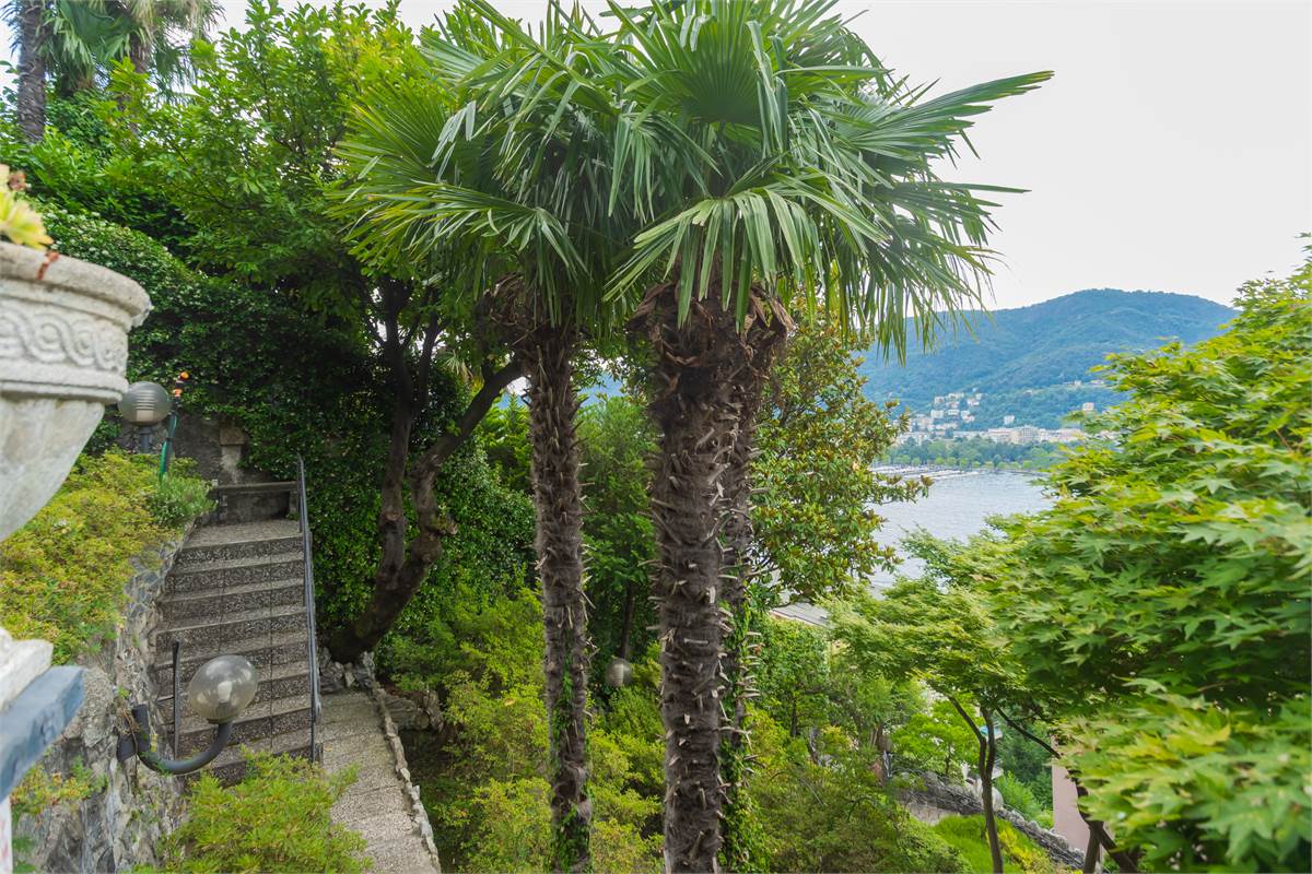 Villa unifamiliare con splendida vista lago a Como