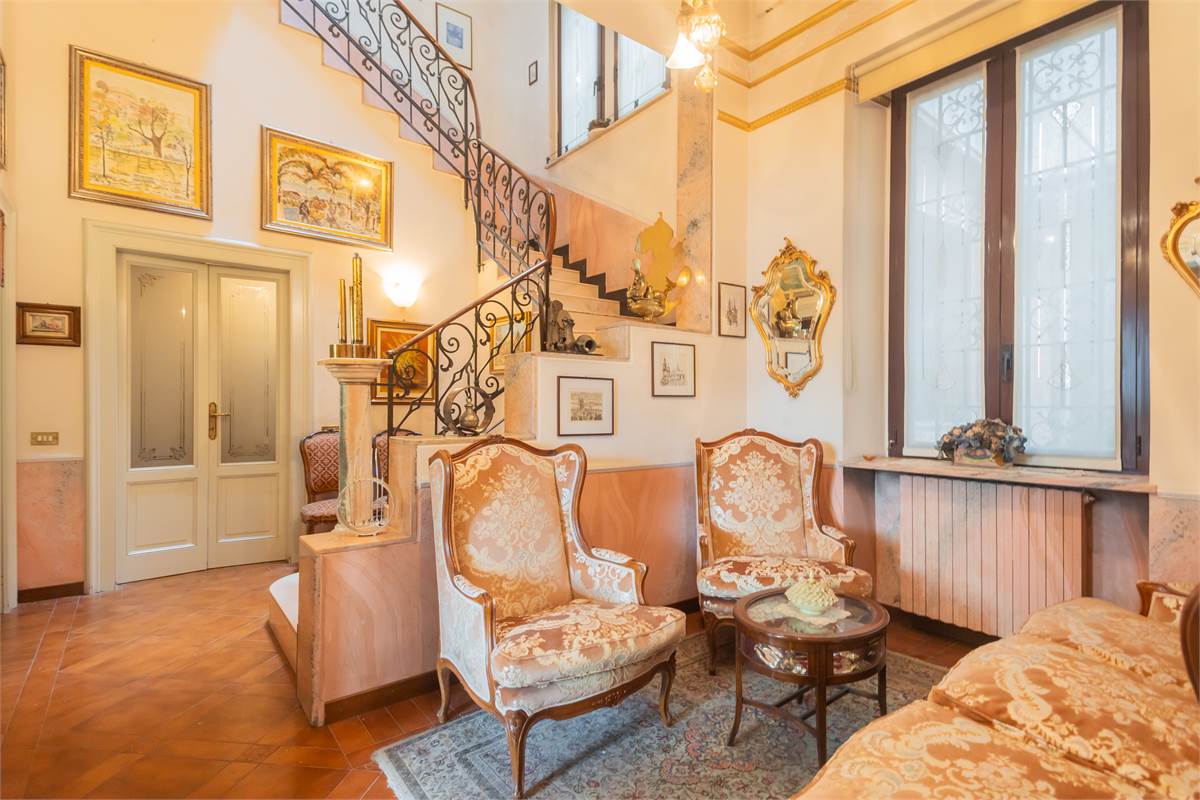 Villa unifamiliare con splendida vista lago a Como