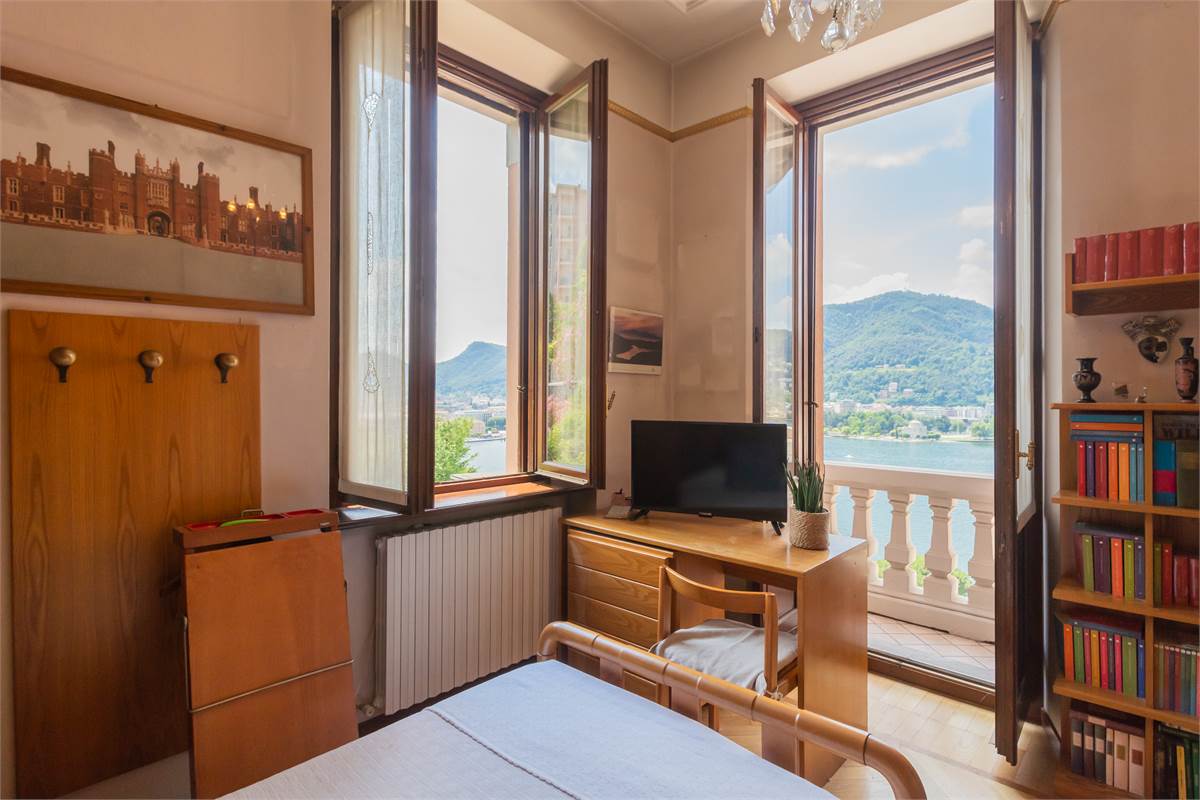 Villa unifamiliare con splendida vista lago a Como