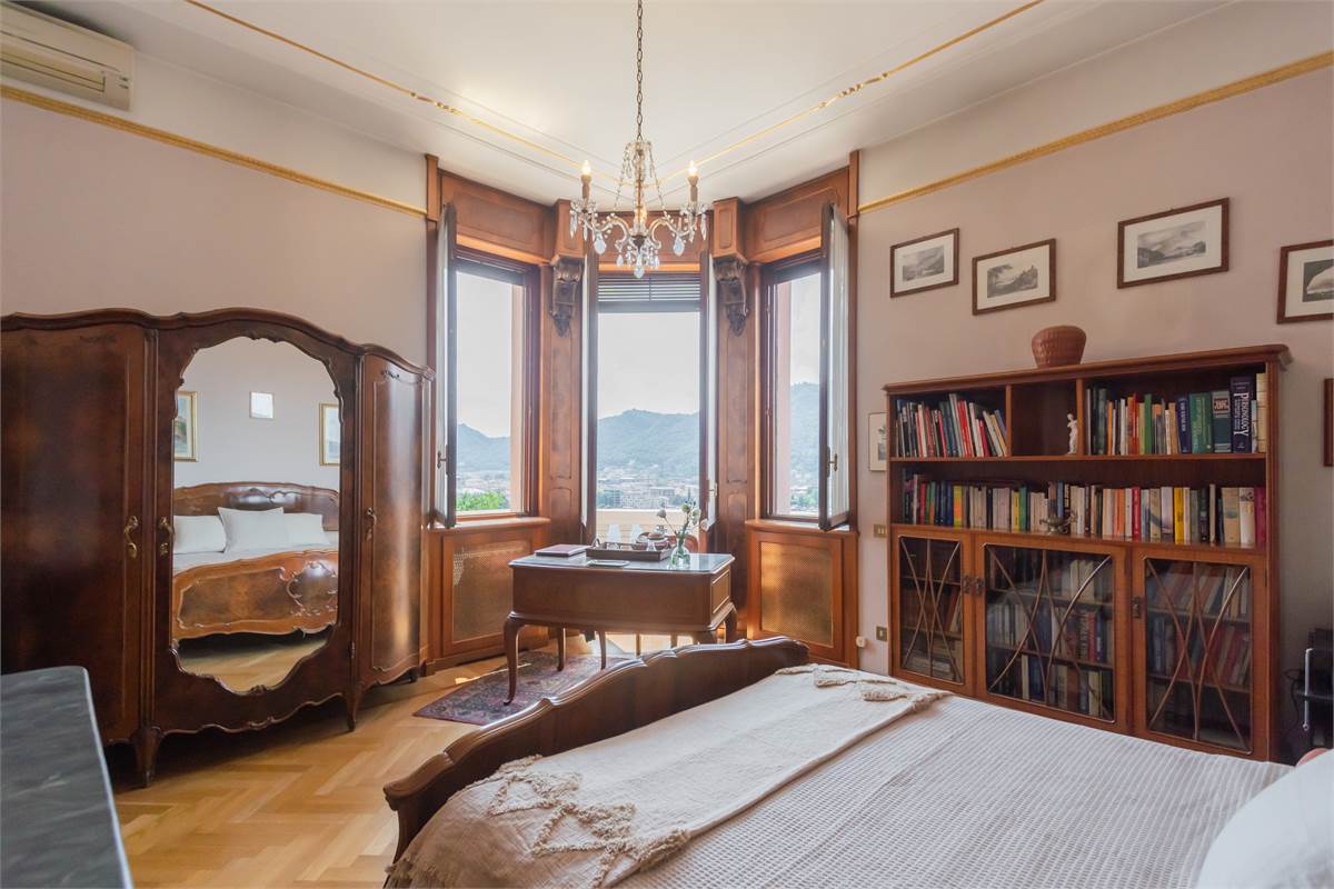 Villa unifamiliare con splendida vista lago a Como