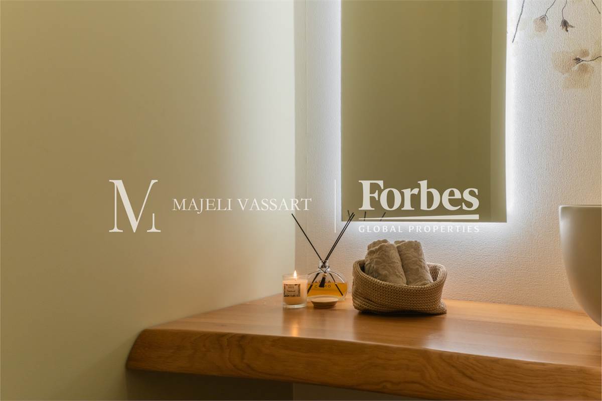 Appartamento ristrutturato e con terrazza nel centro storico a Como